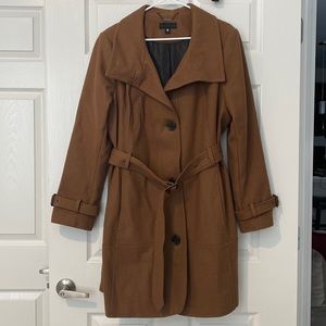 Camel colored pea coat. Preowned. Good condition.